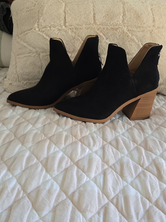Shoes - Women’s Black Cutout Suede Ankle Booties